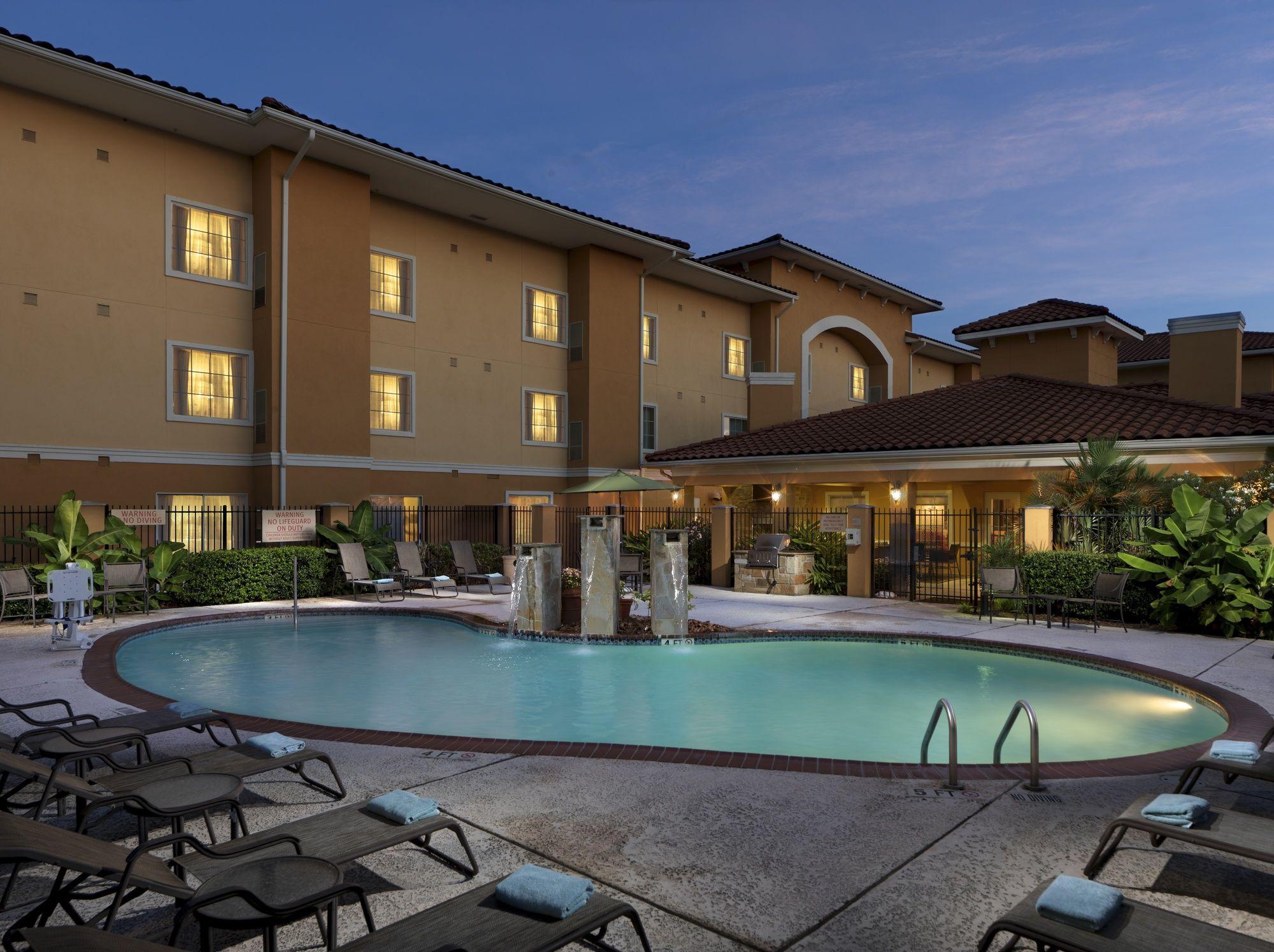 Towneplace Suites Houston North/Shenandoah Exterior foto